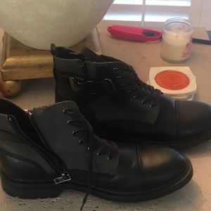 Men’s Guess Boots New without box! So 11